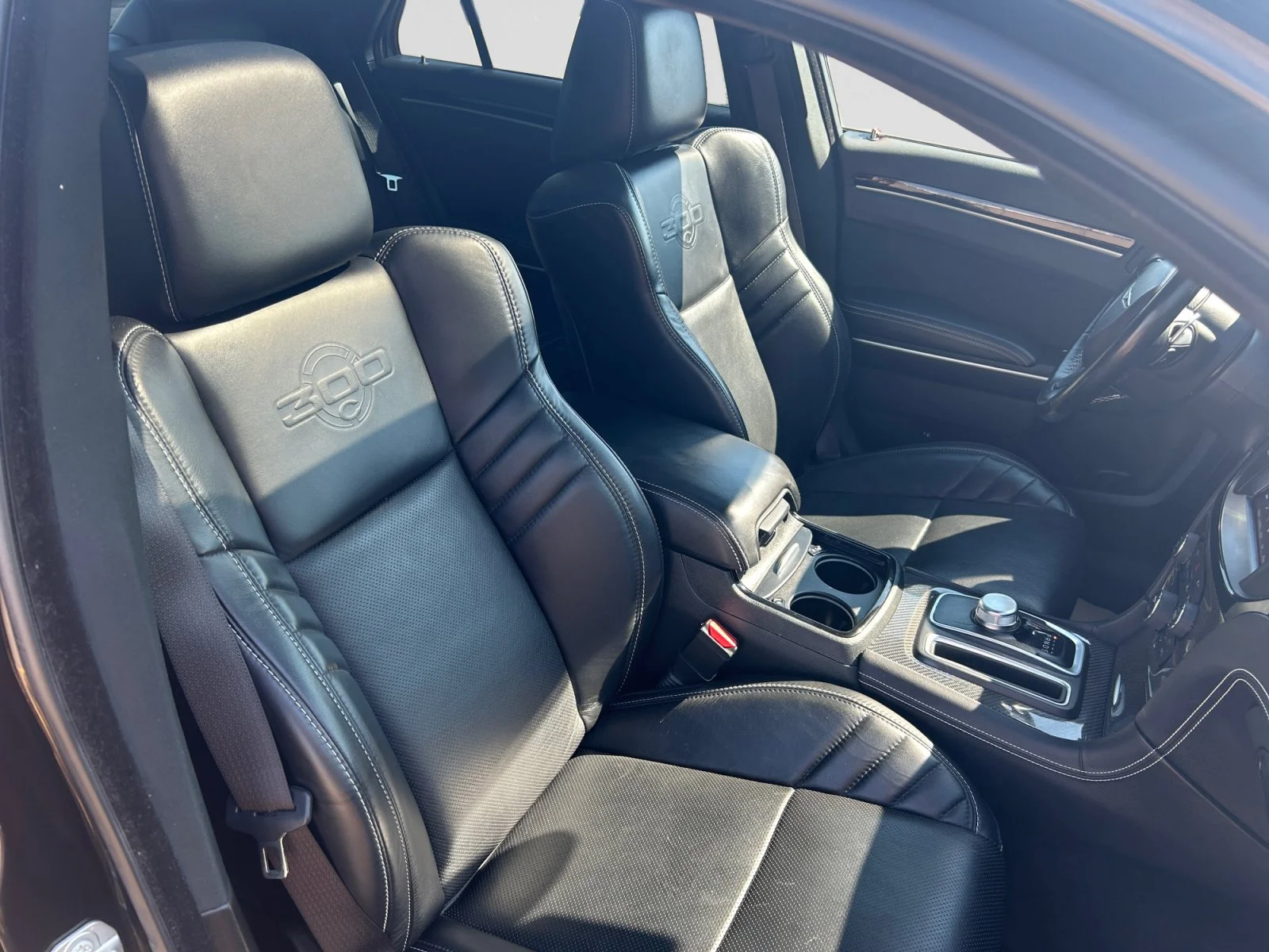 Used 2023 Gloss Black Chrysler 300C image 11
