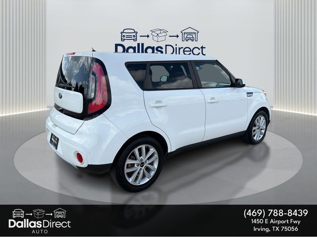 Used 2019 Clear White Kia + image 6