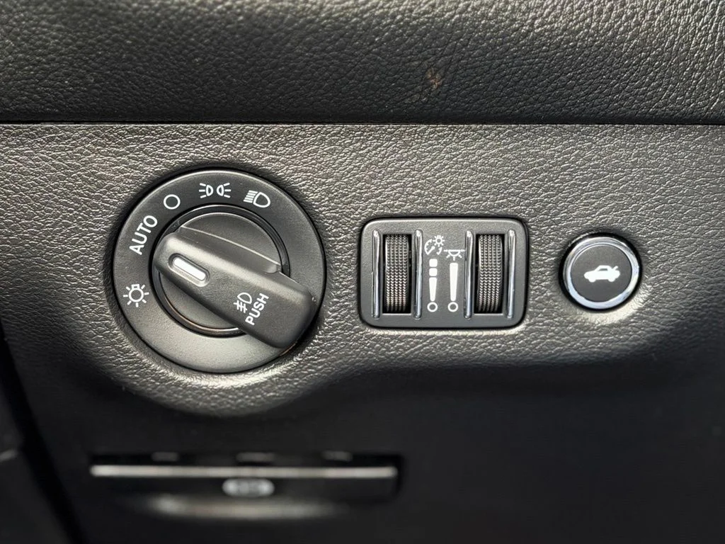 Used 2022 Red Dodge R/T image 17
