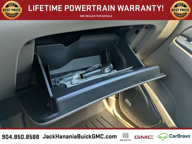 Used 2016 White GMC SLT image 25