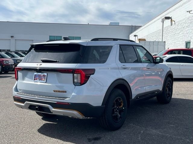 New 2026 Space White Metallic Ford Tremor® image 5