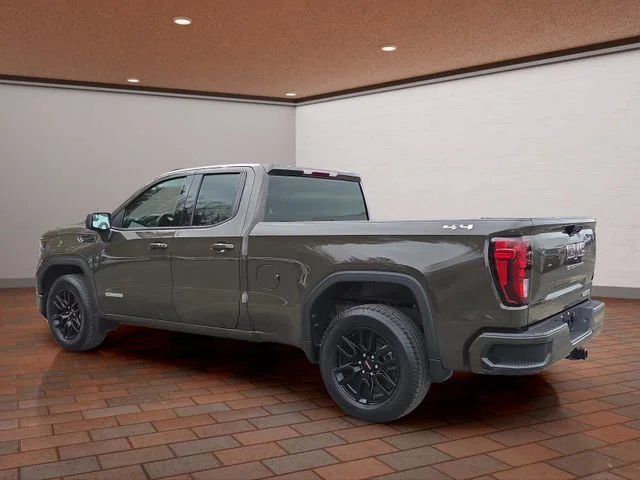 Used 2023 Deep Bronze Metallic GMC Elevation image 6