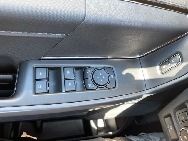 New 2026 Carbonized Gray Metallic Ford XLT image 12