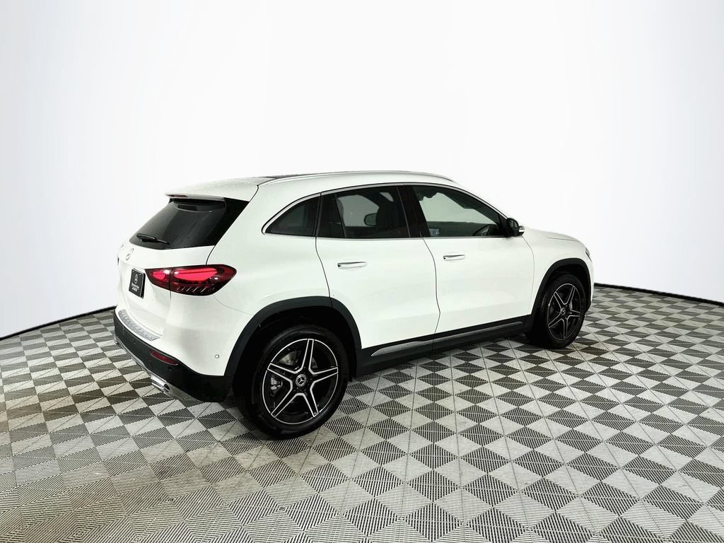 New 2026 Polar White Mercedes-Benz GLA 250 image 39