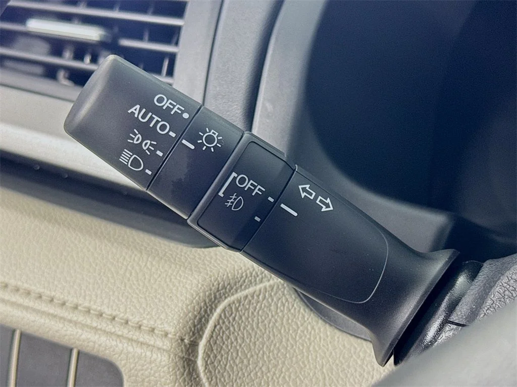 New 2026 Solar Silver Metallic Honda EX-L image 17