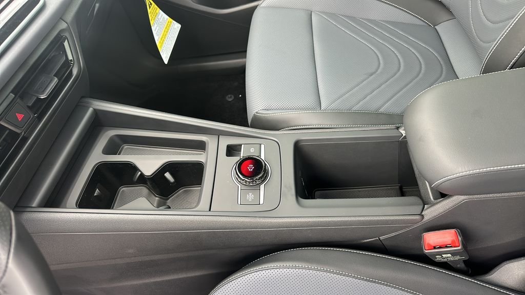New 2026 Opal White Pearl Volkswagen 2.0T SE R-Line Black image 17