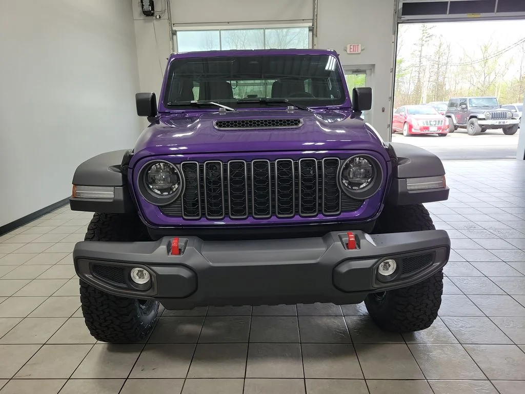 New 2026 Reign Jeep Rubicon image 2