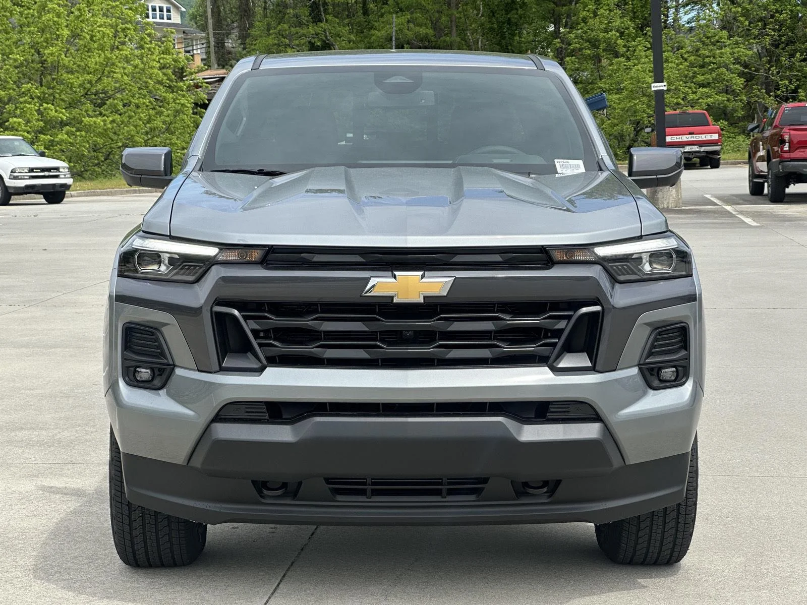 New 2026 Sterling Gray Metallic Chevrolet 4WD LT image 2