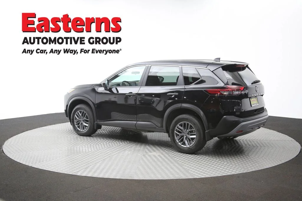 Used 2023 Black Nissan S image 63