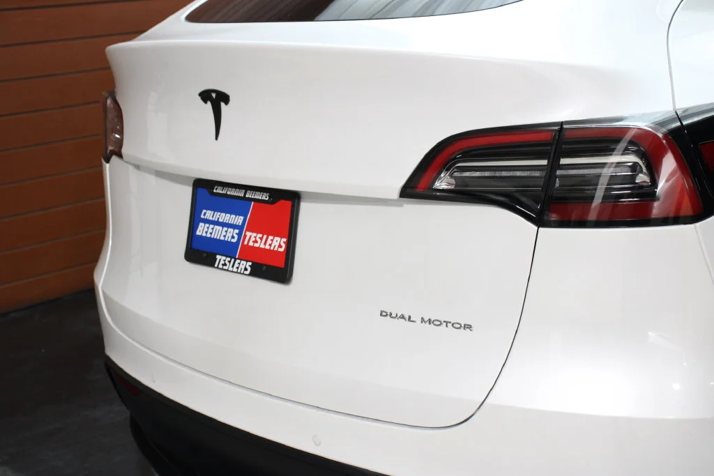 Used 2022 Pearl White Multi-Coat Tesla Long Range image 4