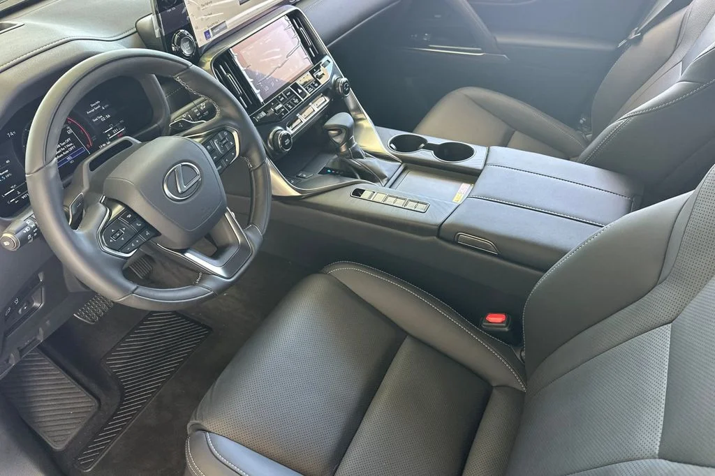 2026 Lexus LX 600 Luxury - Photo 10