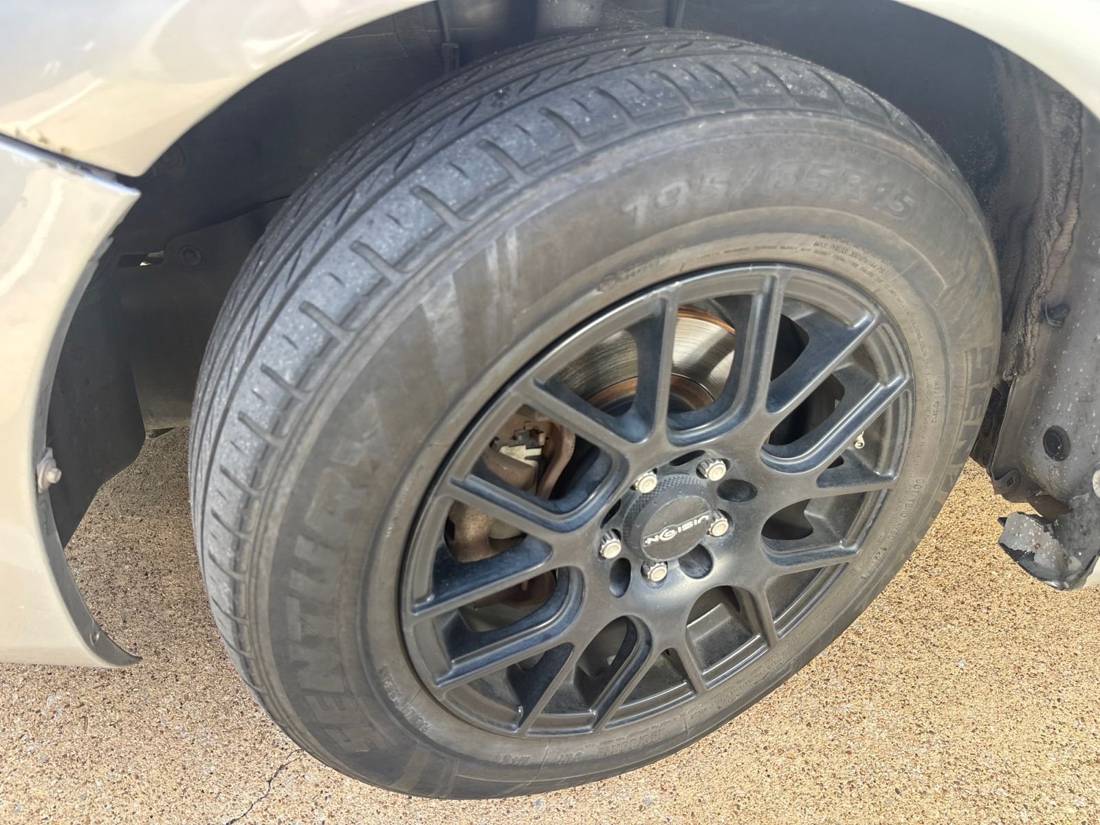 Used 2010 Classic Silver Metallic Toyota LE image 10