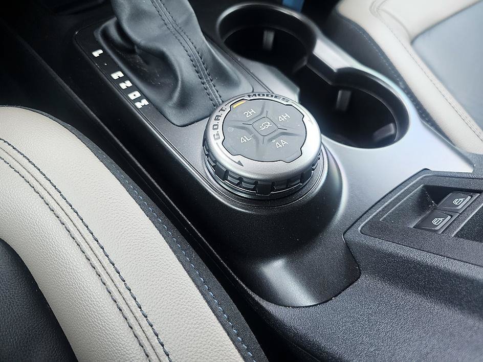 Used 2023 Cactus Gray Ford Wildtrak image 20