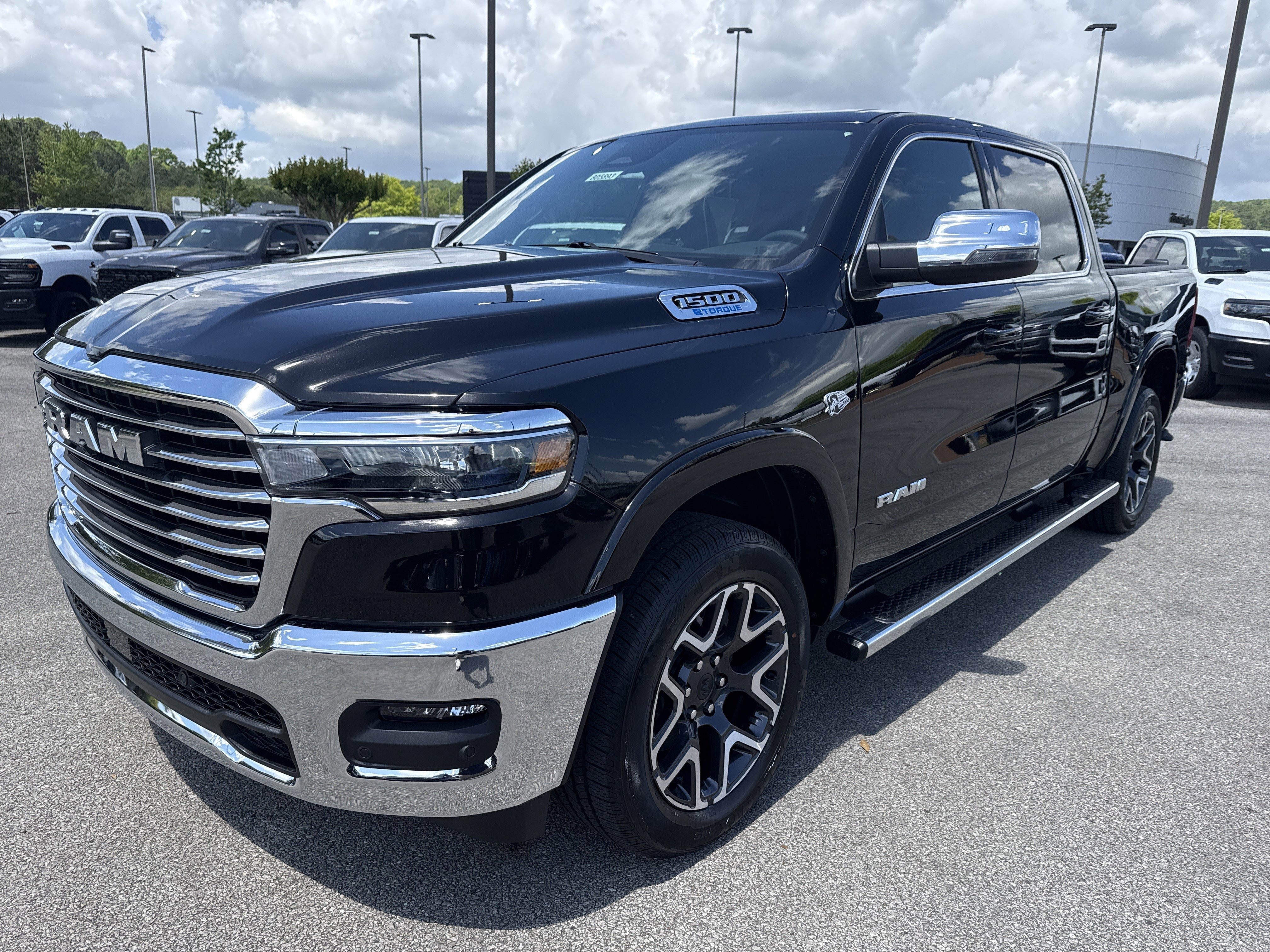 New 2026 Diamond Black Crystal Pearl-Coat Exterior Paint RAM Laramie image 3