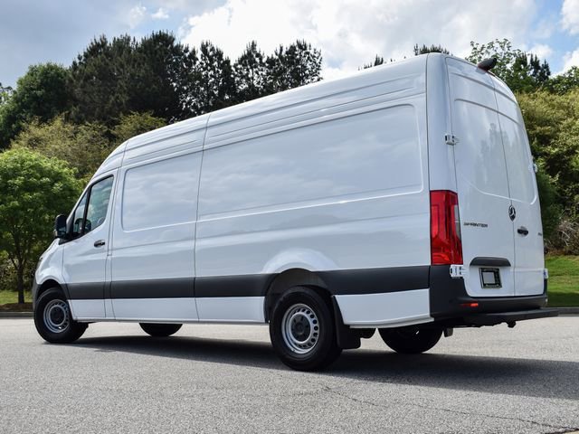 New 2026 Arctic White Mercedes-Benz Cargo 170 WB image 28