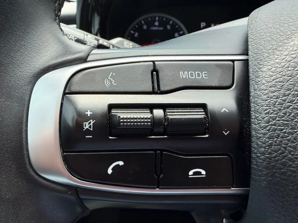Used 2022 Blue Kia GT-Line image 18