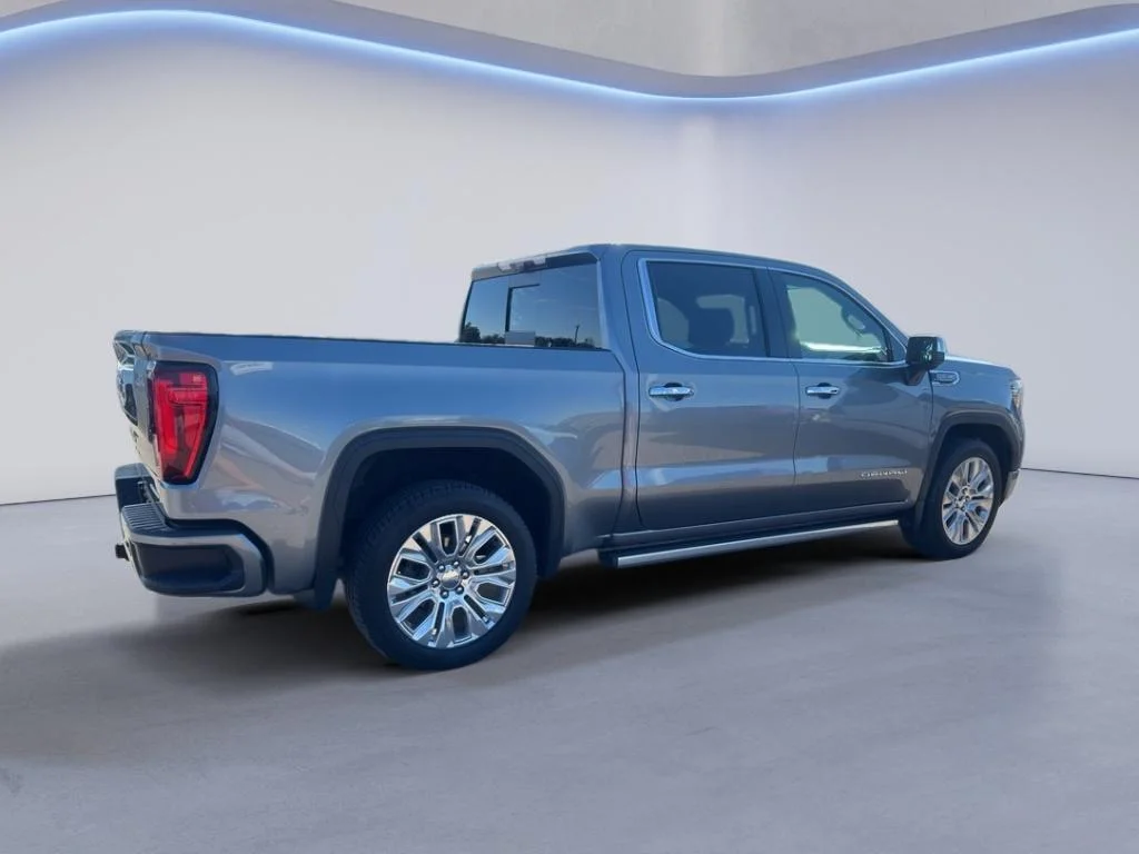 Used 2020 Satin Steel Metallic GMC Denali image 6