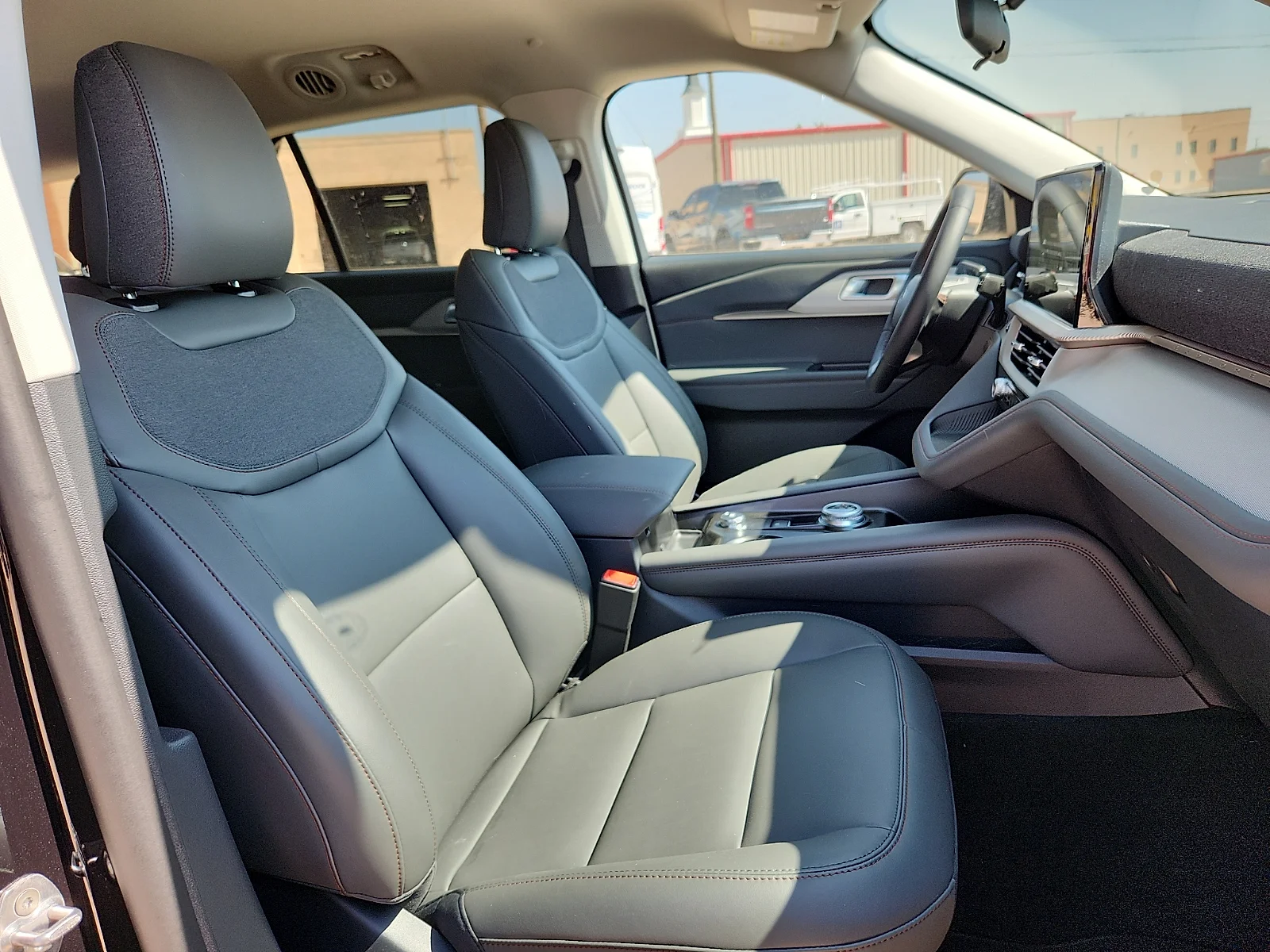 New 2026 Agate Black Metallic Ford Active image 20