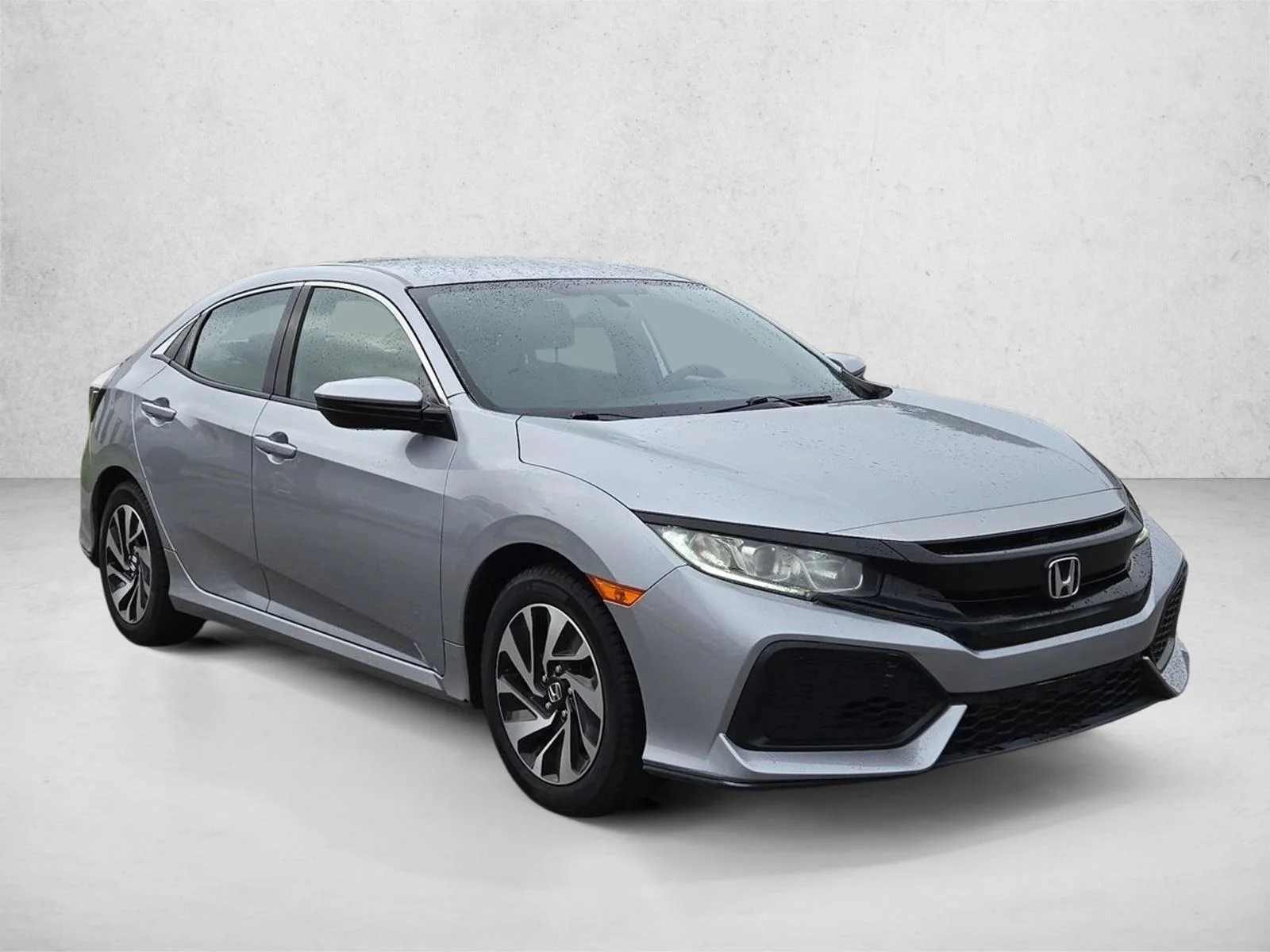 Used 2017 Sonic Gray Pearl Honda LX image 3