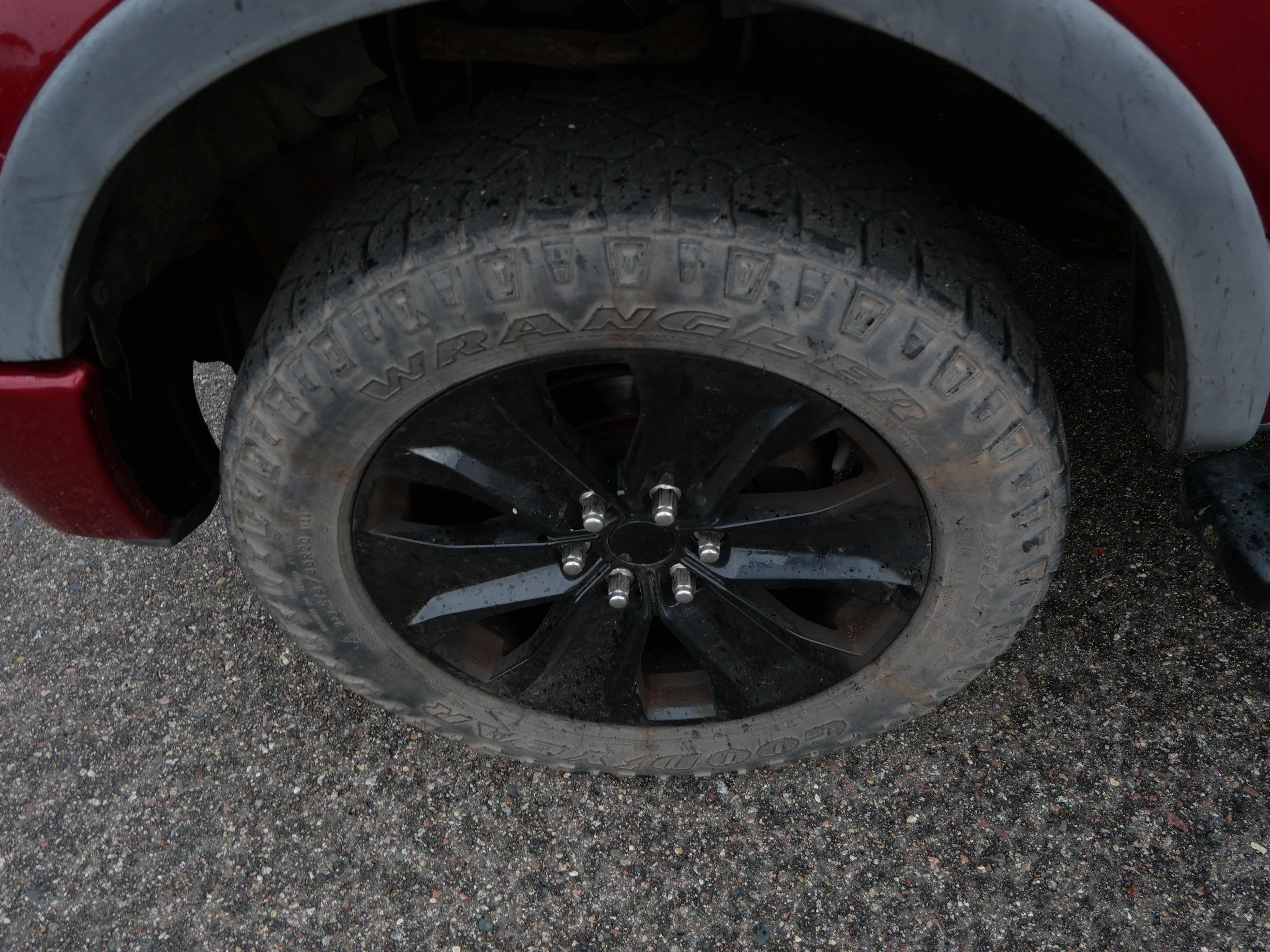 Used 2014 Ruby Red Metallic Tinted Clearcoat Ford FX4 image 16