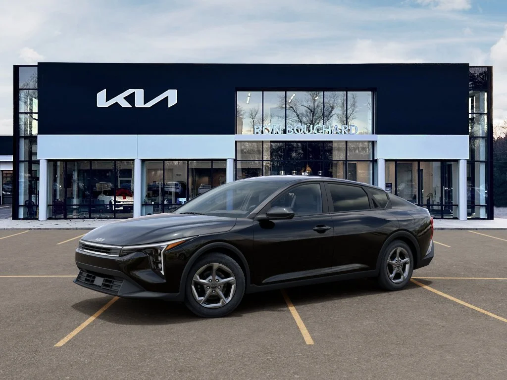 New 2026 Aurora Black Pearl Kia LXS image 3