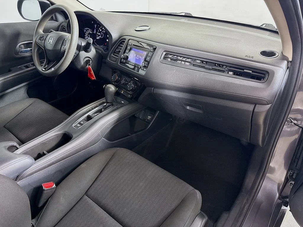 Used 2017 Modern Steel Metallic Honda LX image 26
