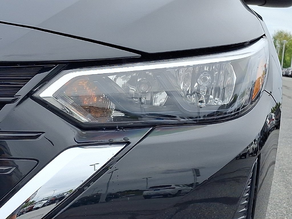 Used 2024 Black Nissan S image 10
