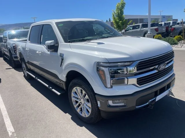New 2026 Star White Metallic Tri-Coat Ford King Ranch image 34