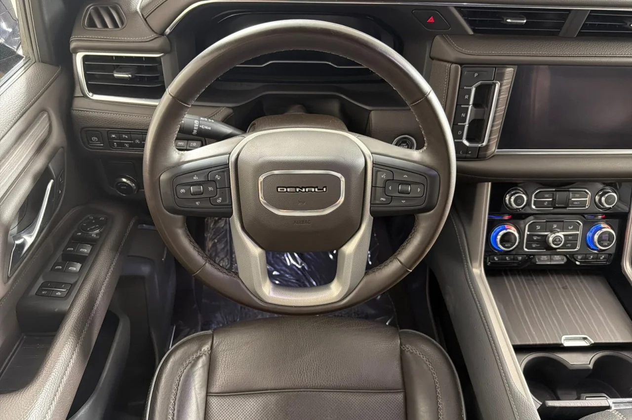 Used 2023 MIDNIGHT BLUE GMC Denali image 13