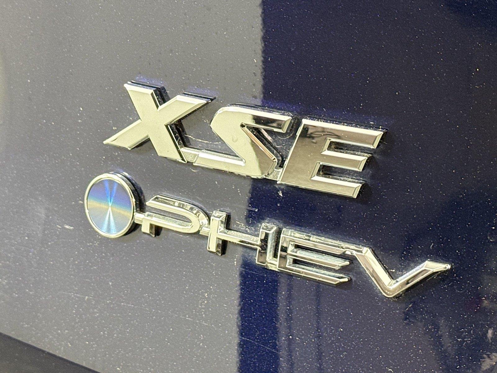 Used 2025 Blueprint w/Midnight Black Metallic Roof Toyota XSE image 15
