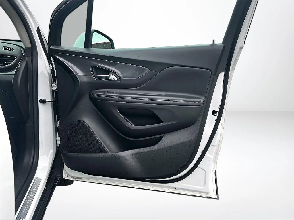 Used 2018 White Buick Preferred image 22