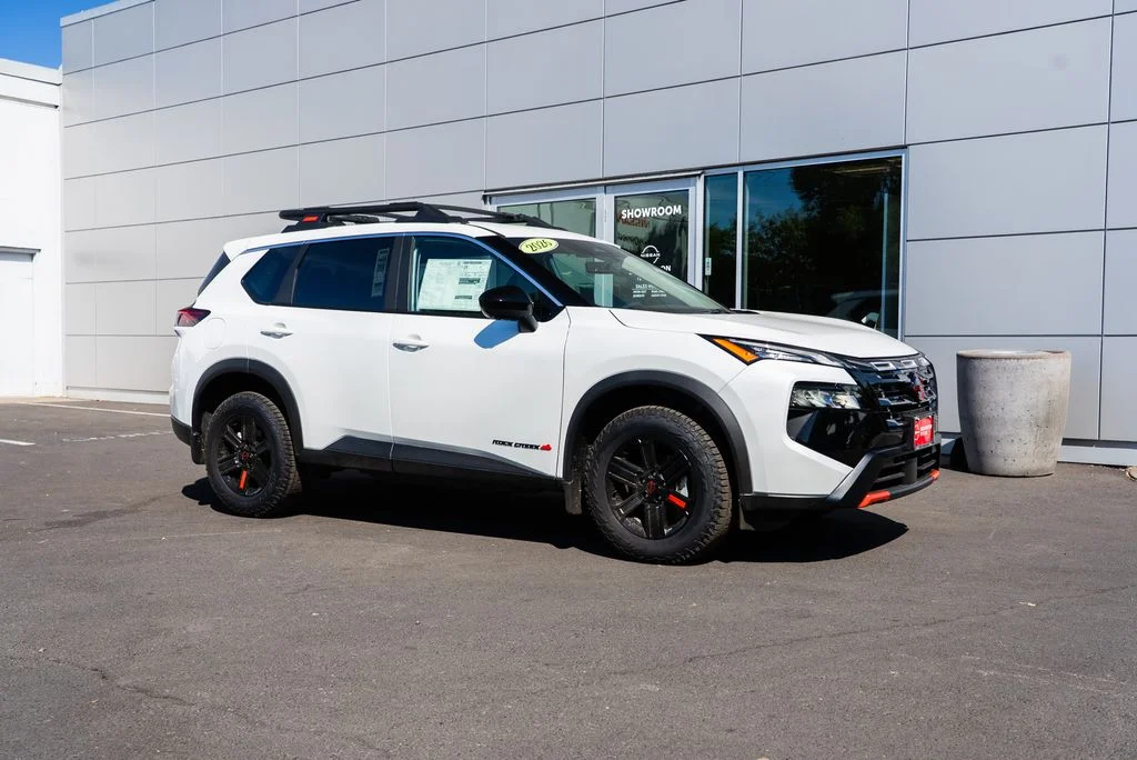 New 2026 Everest White Pearl TriCoat Nissan Rock Creek® image 29