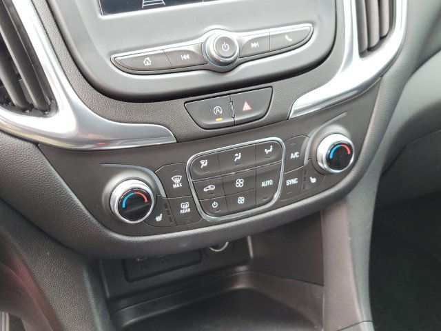 Used 2022 Silver Chevrolet LT image 25