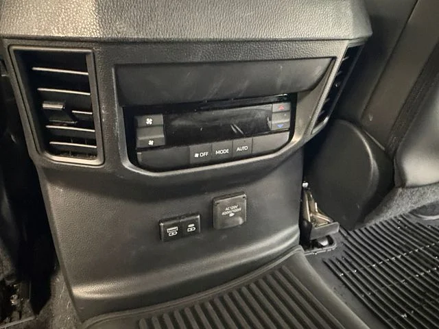 2024 Toyota Sequoia SR5 - Photo 30