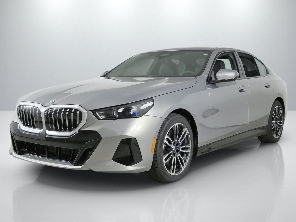 New 2027 Oxide Grey Metallic BMW 540i xDrive image 1