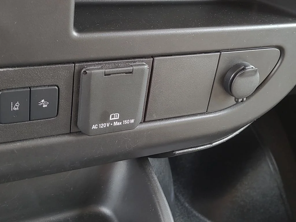 Used 2024 White Chevrolet LT image 25