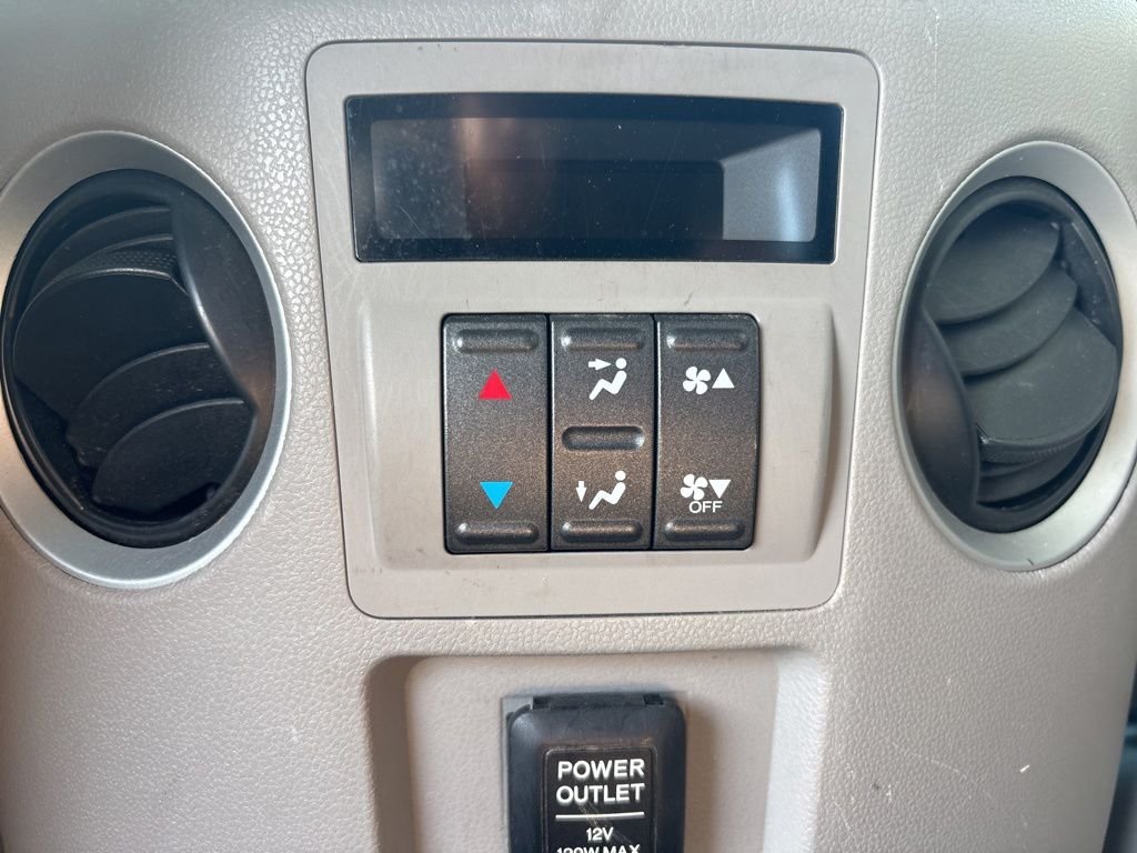 Used 2011 Gray Honda LX image 12