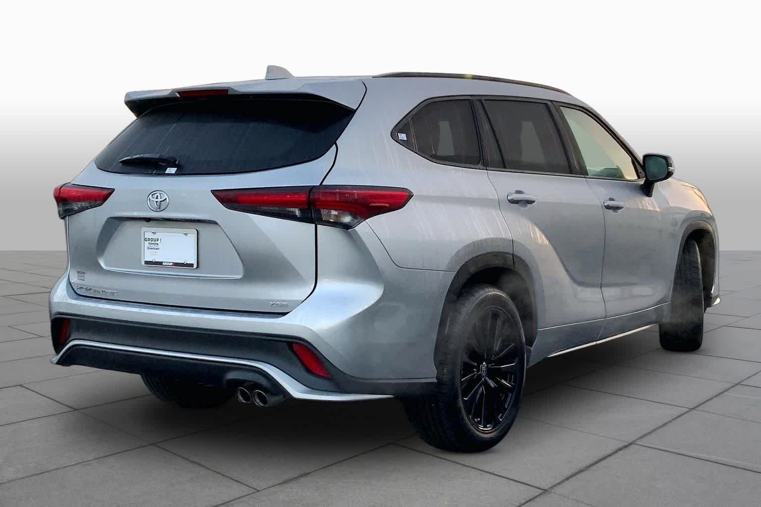 2024 Toyota Highlander XSE - Photo 13