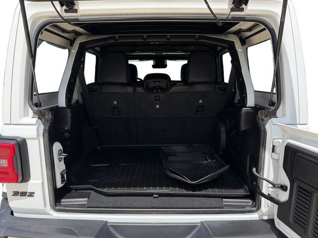 Used 2022 White Jeep Unlimited Rubicon 392 image 18