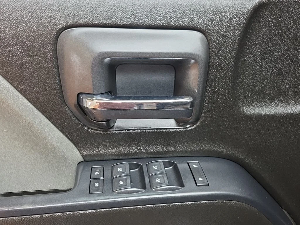 Used 2019 White Chevrolet WT image 20