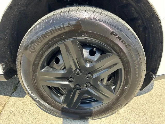 Certified Used 2025 White Ford XL image 9