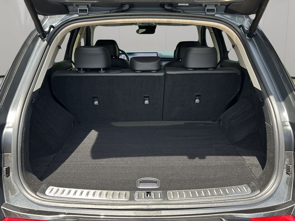 2026 GENESIS GV70 Standard - Photo 10
