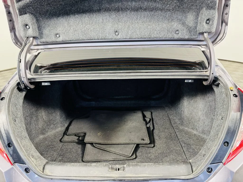 Used 2020 Gray Honda EX-L image 27