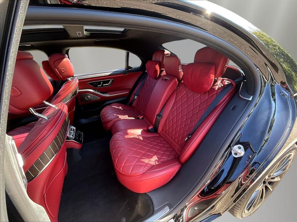 Certified Used 2023 Black Mercedes-Benz S 580 image 24