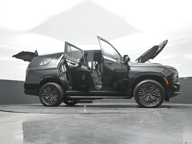 2026 Chevrolet Tahoe Premier - Photo 31