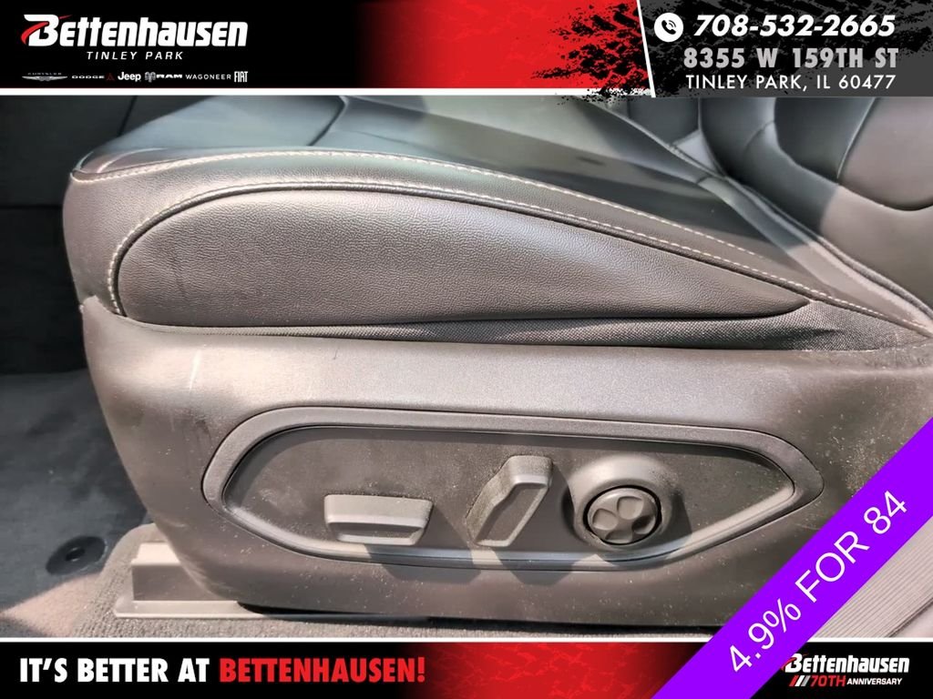 New 2026 Baltic Gray Metallic Clear-Coat Exterior Paint Jeep Limited image 16