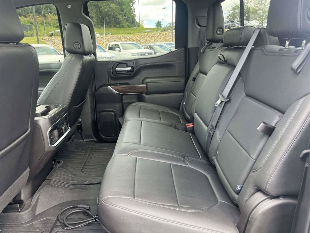 Used 2022 Silver GMC SLT image 10