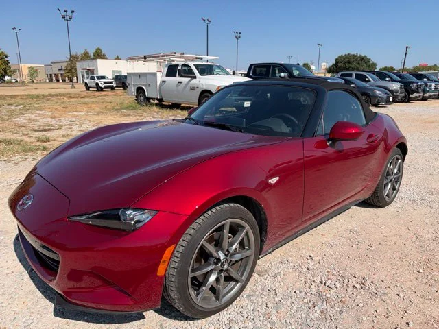 Used 2022 Red Mazda Grand Touring image 6