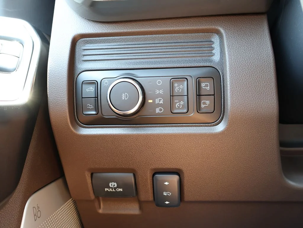 New 2026 Agate Black Metallic Ford F-350® King Ranch® image 30