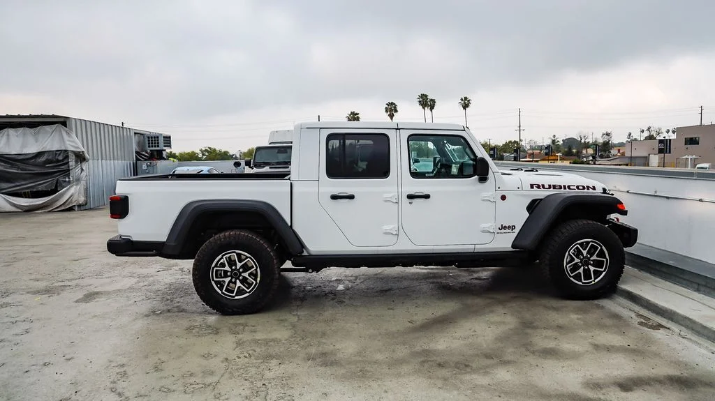 New 2026 White Jeep Rubicon image 13